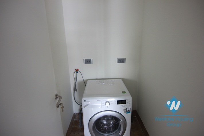 Nice 02-bedroom apartment with lake view in Vu Mien, Tay Ho, Ha Noi for rent